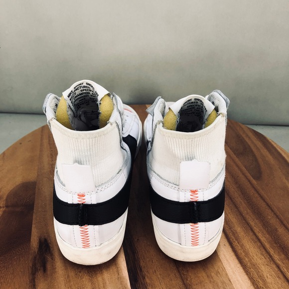 Nike Blazer Mid 77 Jumbo White Black Mens Sneakers Size 9.5 Big Swoosh Lace Up - Picture 4 of 7